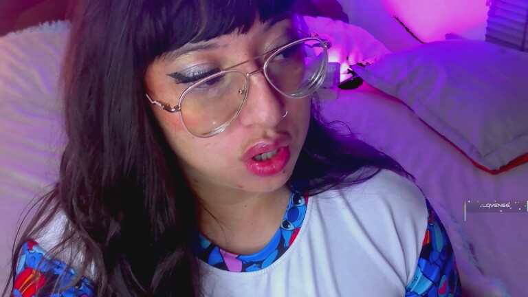 piaf_cute's Streamate show and profile