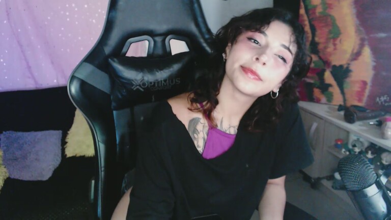 Jaade18's Streamate show and profile