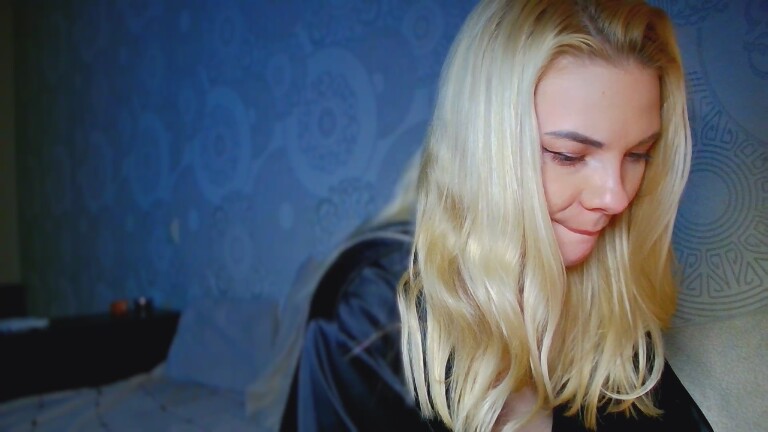 Tina_Candy's Streamate show and profile