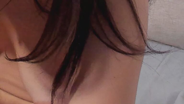 Lia_22's Streamate show and profile