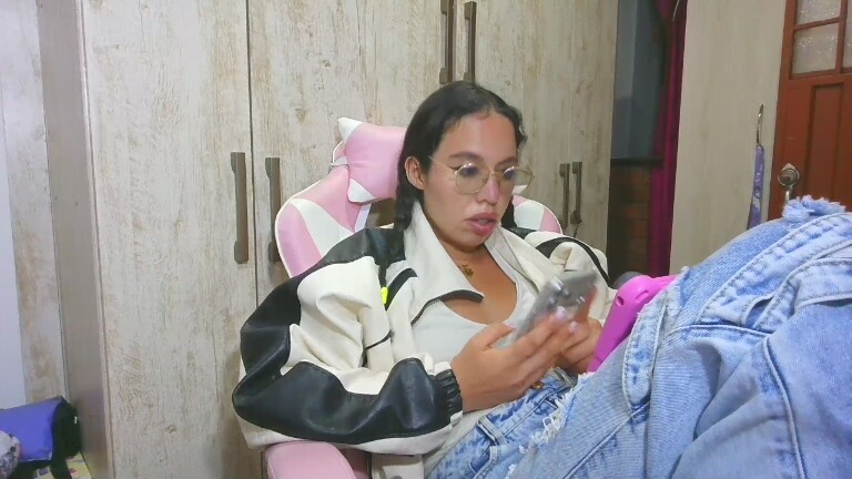 Katapalmerr's Streamate show and profile