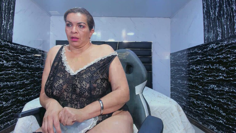 JasmineEvanss's Streamate show and profile