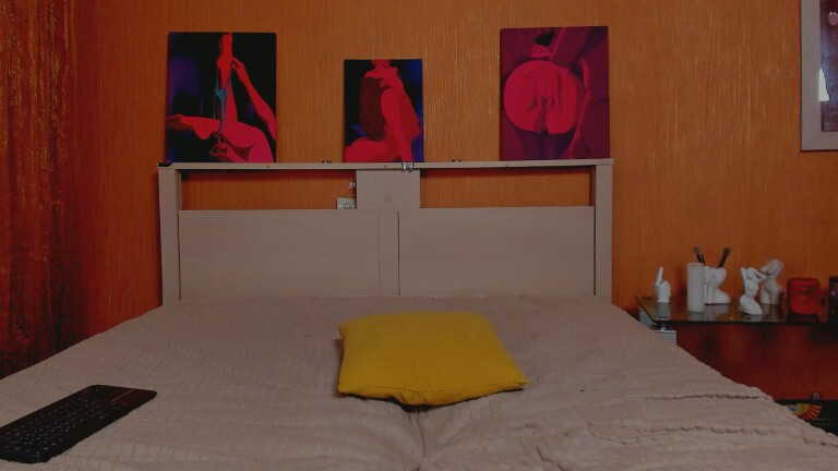 Alyonaqueenn's Streamate show and profile