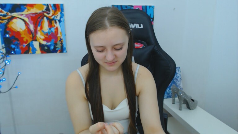 ArinaBelly's Streamate show and profile