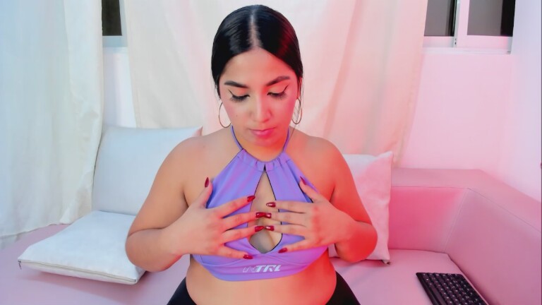 SophieLanne's Streamate show and profile