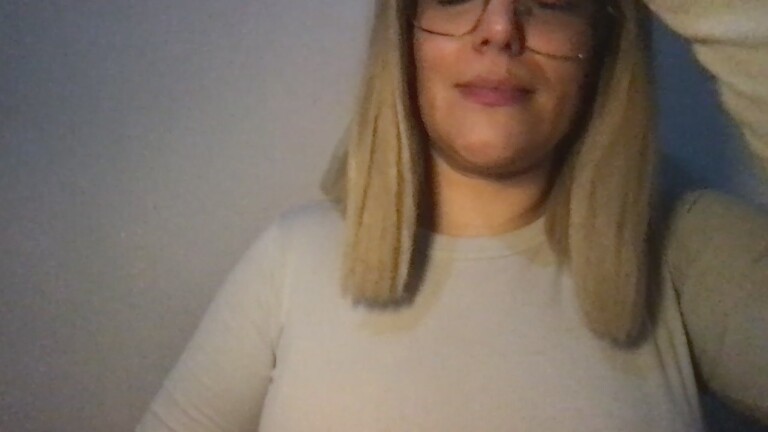 MistressLouUK's Streamate show and profile