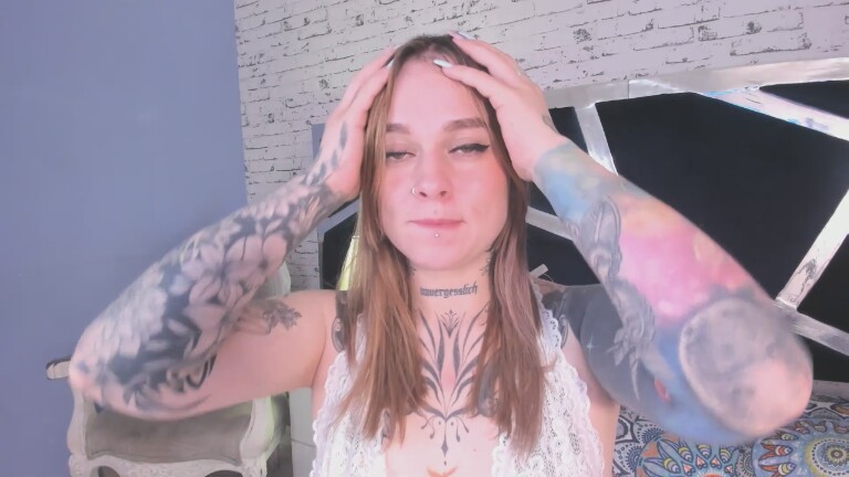 IzzChell's Streamate show and profile