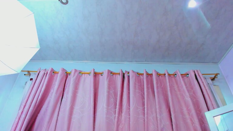 Grace_Jonees's Streamate show and profile