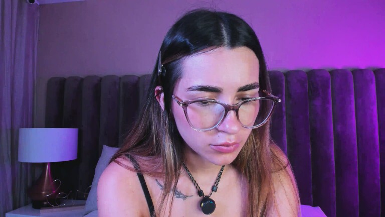 AuraRosse's Streamate show and profile