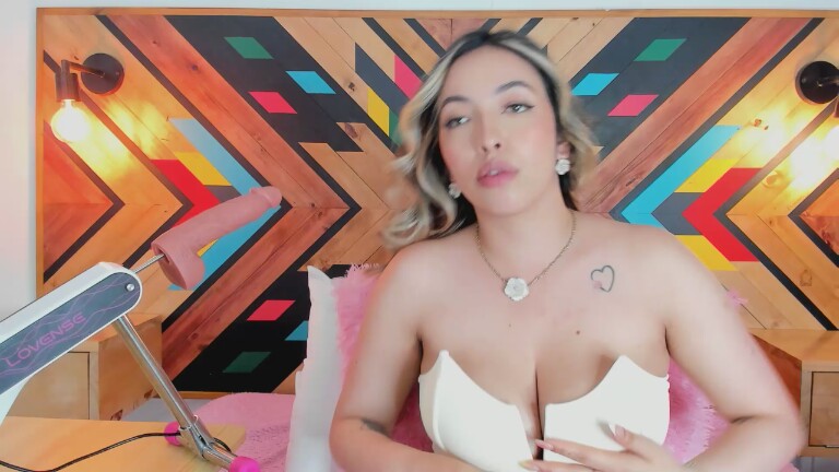 CelesteRiioz's Streamate show and profile