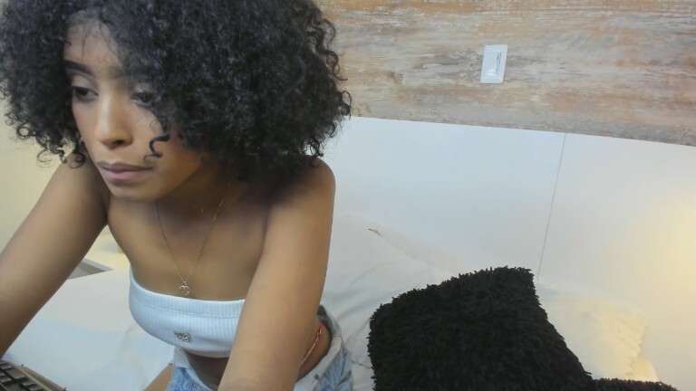 Vicky_Bloom's Streamate show and profile