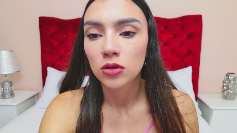 NoemiFerrer's Streamate show and profile