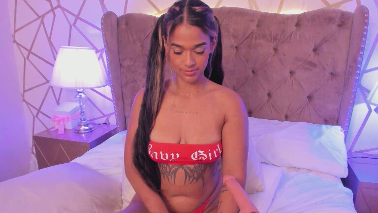 SaschaFit's Streamate show and profile