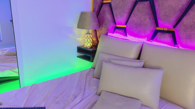 Madisson_Jaramillo's Streamate show and profile