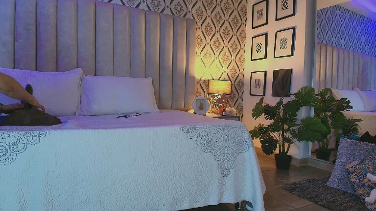 Emma_Lunny's Streamate show and profile