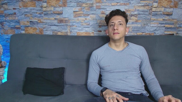 Victoriaa_24's Streamate show and profile