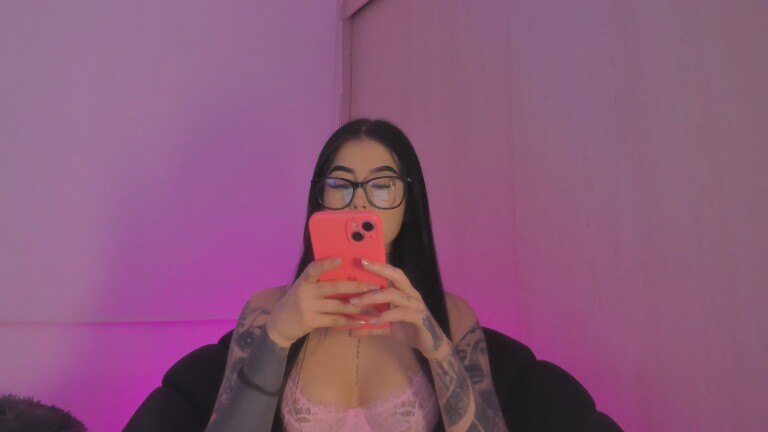 SamanthaEvgeniev's Streamate show and profile