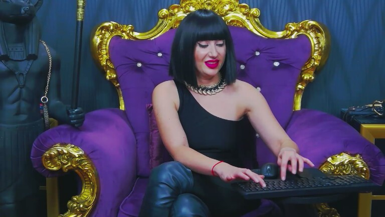 LaraMaeve's Streamate show and profile