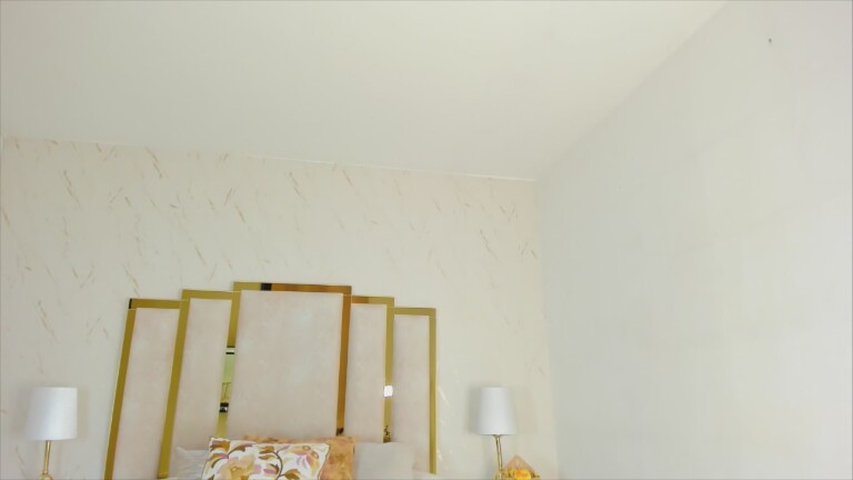 Victoria_Tusher's Streamate show and profile