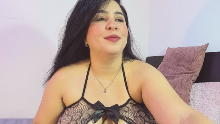 LauraCastaneda's Streamate show and profile