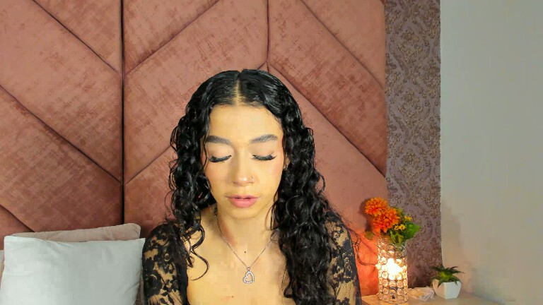 ChloeRosses's Streamate show and profile