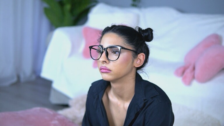 AvaCalvert's Streamate show and profile