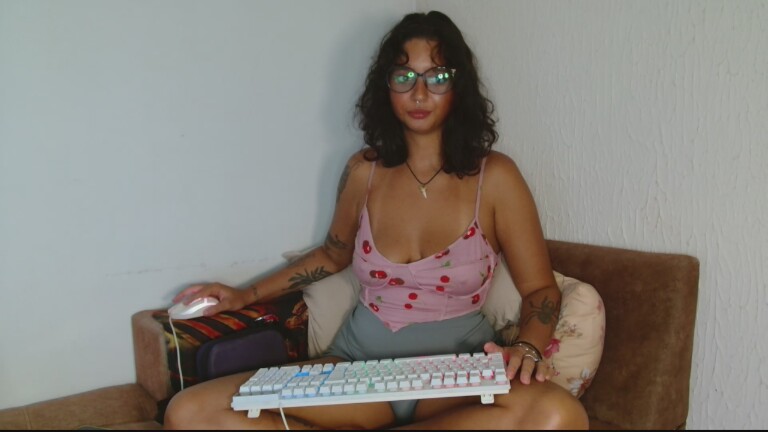 MyaMillor's Streamate show and profile