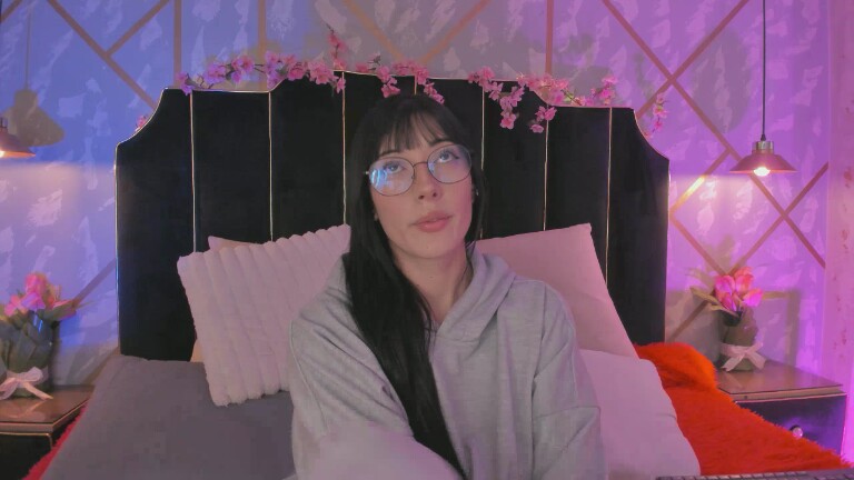 VioletaParr's Streamate show and profile