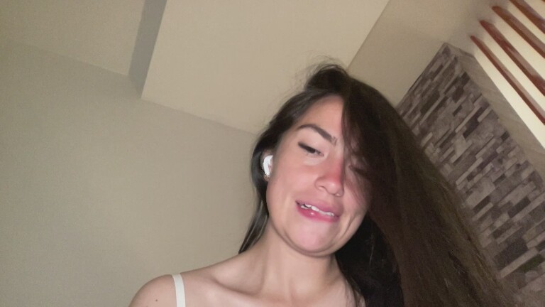 Bellasmmith's Streamate show and profile