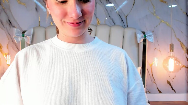 HannahLane's Streamate show and profile