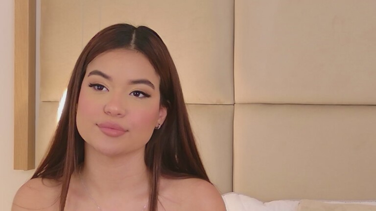 GiaRosset's Streamate show and profile