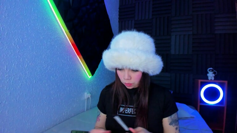 KendallSummer's Streamate show and profile