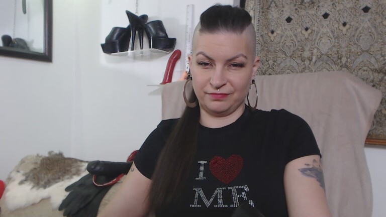 TheeLadyKatrina's Streamate show and profile