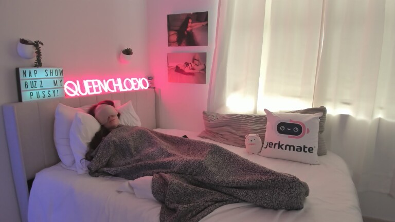 QueenChloeXO's Streamate show and profile