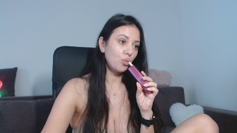 Sanndye18's Streamate show and profile