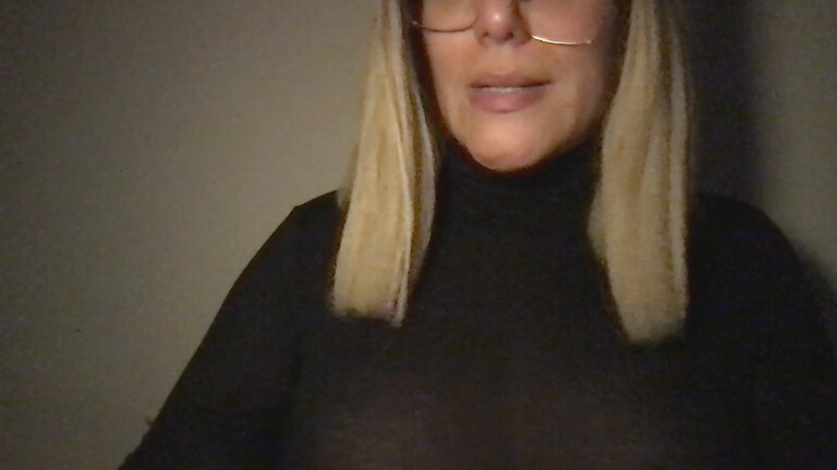 MistressLouUK's Streamate show and profile