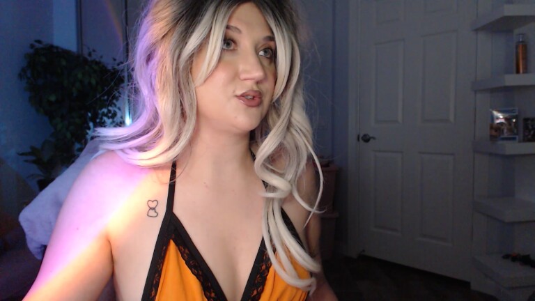 GoddessEmmy's Streamate show and profile