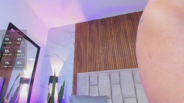 Ammbarfox's Streamate show and profile