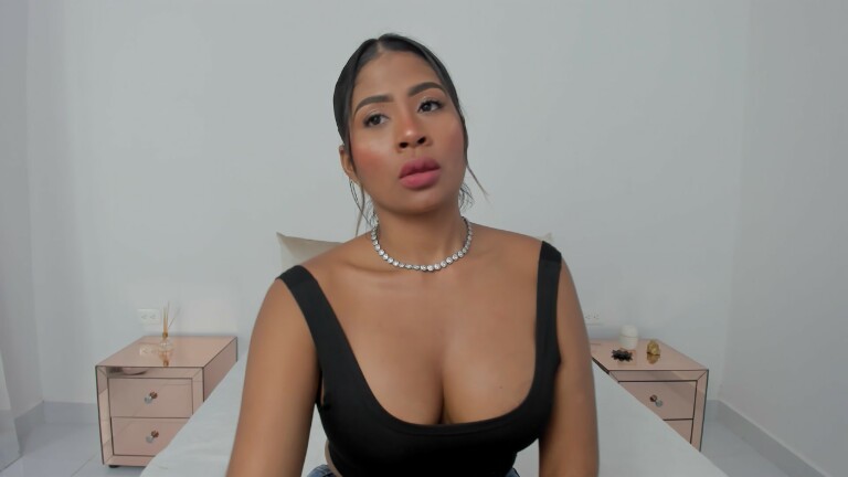 EmmaClayton's Streamate show and profile