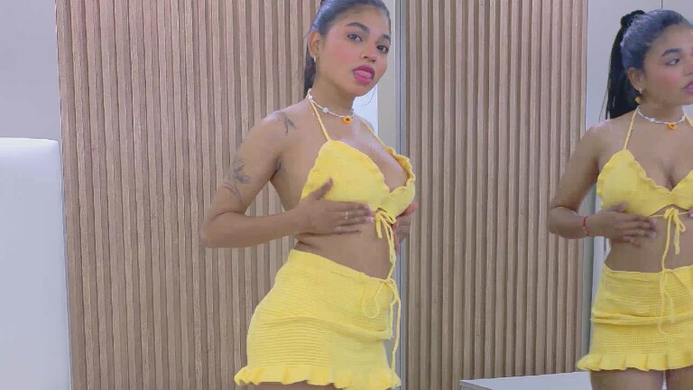 LiliSnow's Streamate show and profile