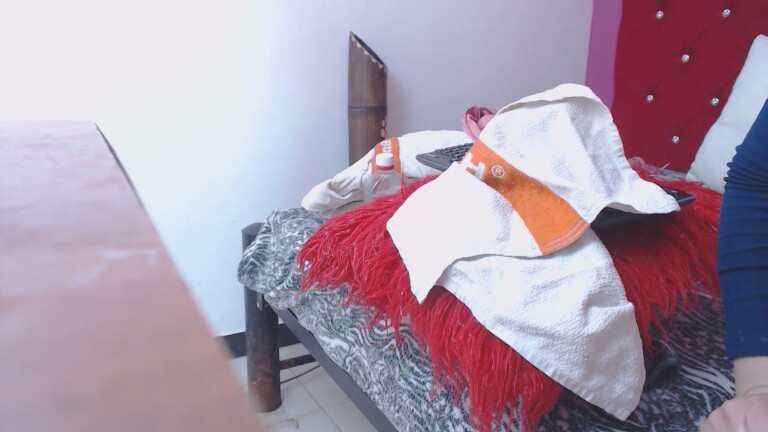 Valeriasquirt25's Streamate show and profile