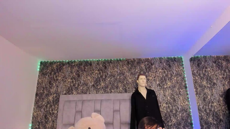 YelinaMontana's Streamate show and profile