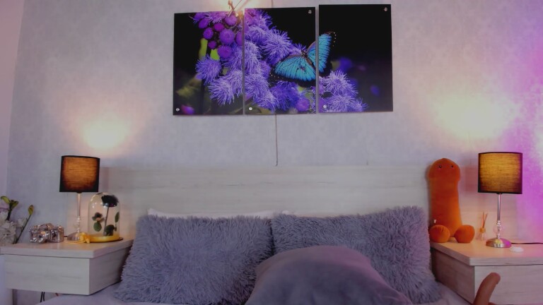 SamanthaaWoods's Streamate show and profile