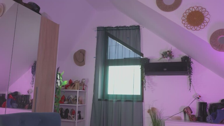 AmelieBlossom's Streamate show and profile