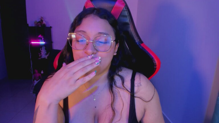 Sofiarodrigue's Streamate show and profile