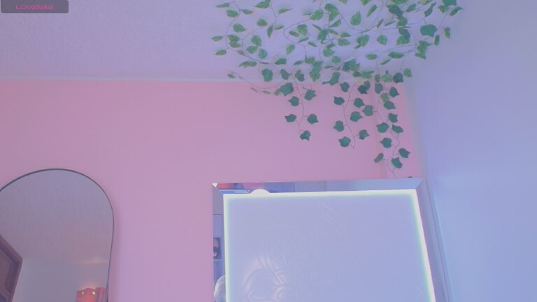 GABYHANK's Streamate show and profile