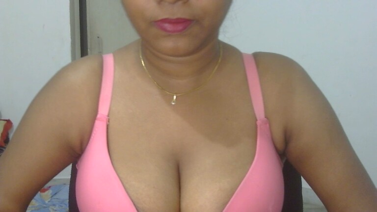 IndianMoumita24's Streamate show and profile