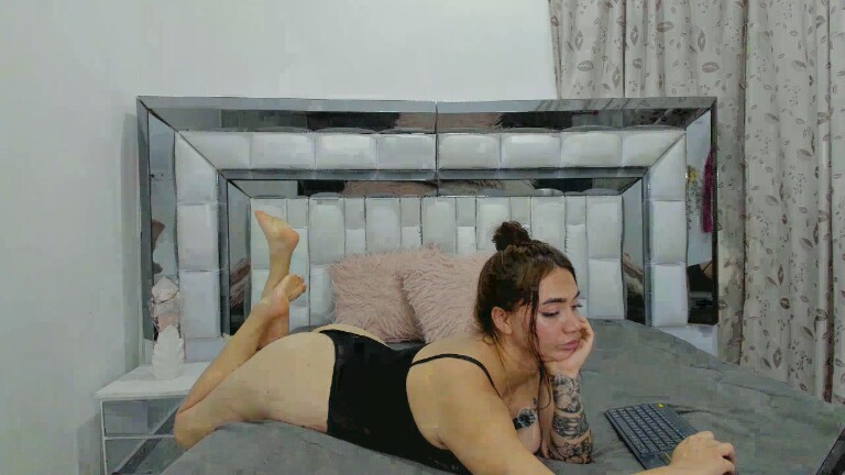 RebeccaDreams's Streamate show and profile