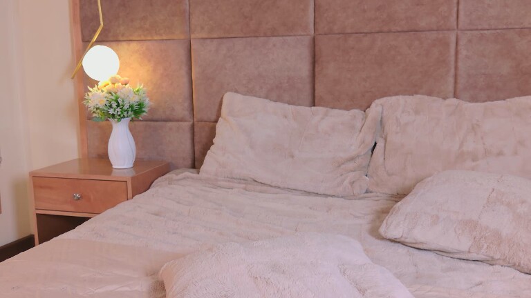 CamilaVoss's Streamate show and profile