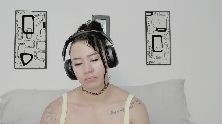 AngelMartins's Streamate show and profile